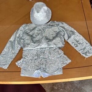 Girl dance set Silver Sequin Outfit with Hat size 5-6